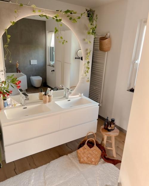 Интерьер этого прекрасного дома хорошо демонстрирует, что стильный современный дизайн может быть тёплым и уютным. 06