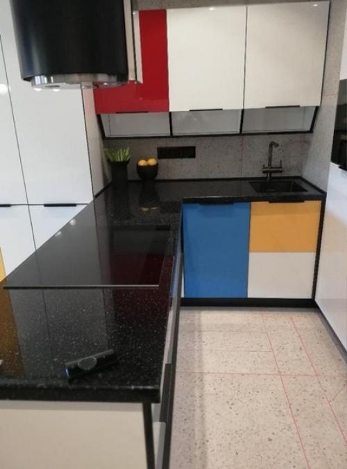 Стильный ремонт. На просторной кухне. 03