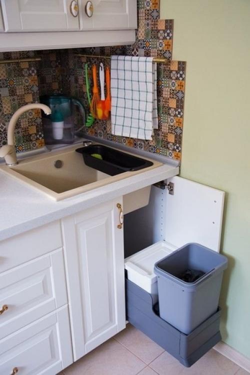 Наша маленькая, но очень миленькая кухня. 02