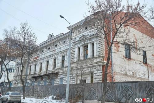 Заброшенный особняк в Самаре могут превратить в дворец свадеб.

