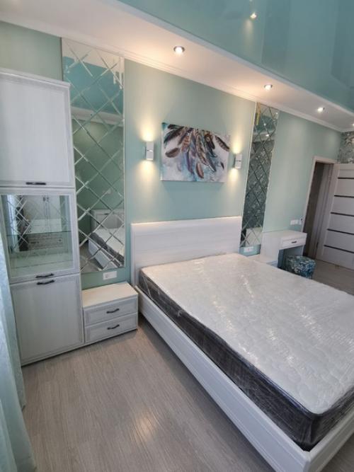 Мебель для спальни от лером в прекрасном дизайнерском интерьере. 02