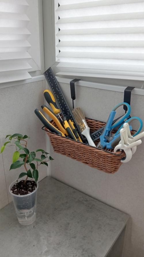 Следующая переделка из магазина fix Price, которой я хотела бы с вами поделиться - подвесная корзина. 02