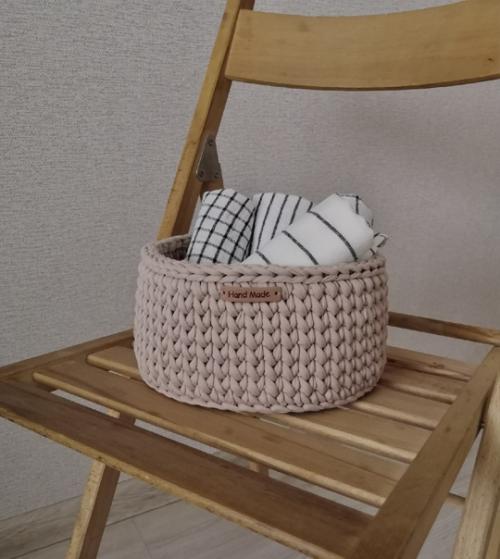 Бохо к этому стилю прекрасно подойдет декор хенд мэйд из натуральных материалов, такой как хлопок и джут. 06