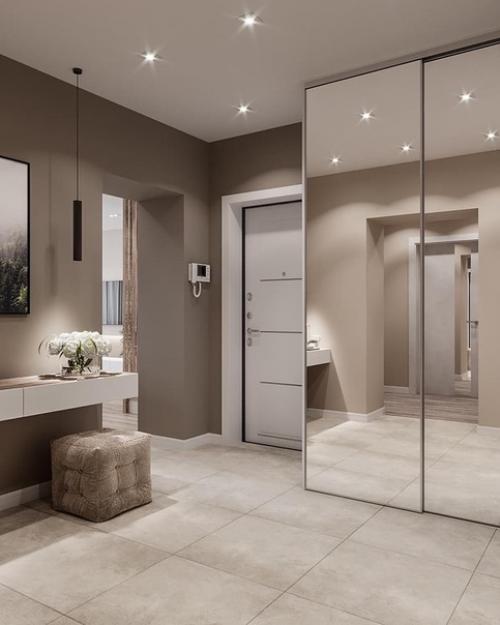 Мы оцениваем прихожую. 01