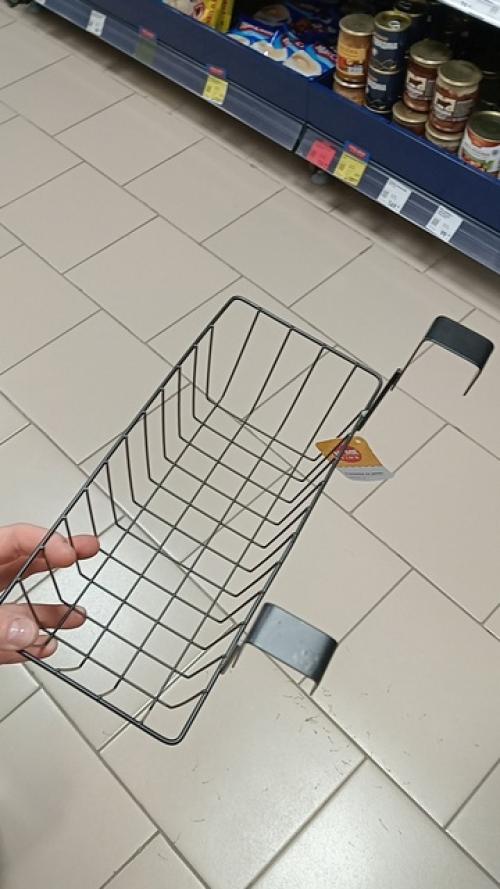 Следующая переделка из магазина fix Price, которой я хотела бы с вами поделиться - подвесная корзина. 04