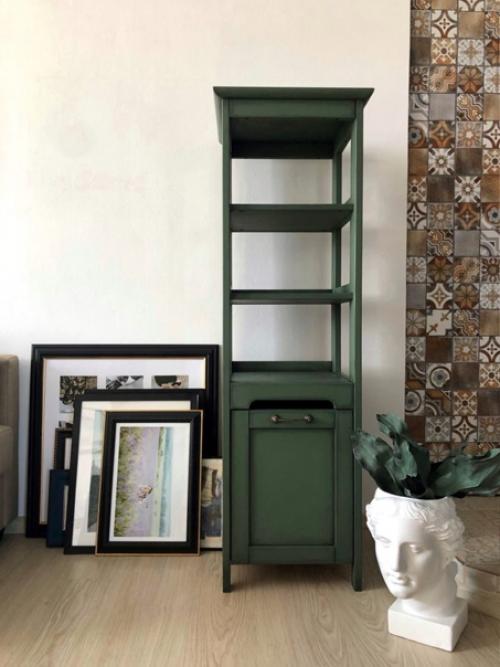 Перекраска может всё или как строгий черный шкаф превратился в уютный шкафчик, дополняющий интерьер в цветочном магазине. 01