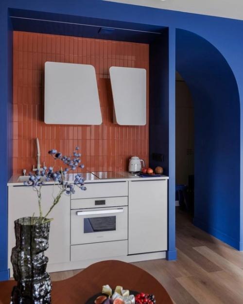 Маленькая квартира в эстетике кандинского в Петербурге. 06