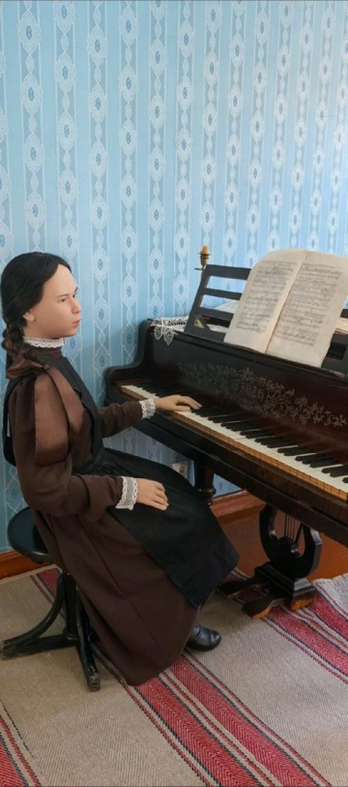 В советские времена 22 апреля - почти государственный праздник. 05