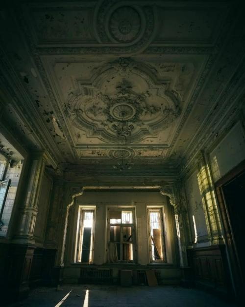 Заброшенный особняк в Самаре могут превратить в дворец свадеб. 03