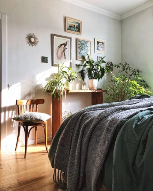 Восприятие цвета - очень относительно и субъективно, зависит от многих факторов: исторических, культурных, психологических. 04