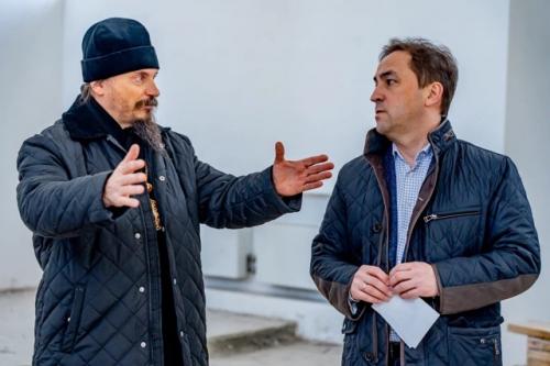 Встретился с разработчиком дизайн - проекта интерьера строящегося храма владимирской иконы божией матери. 05