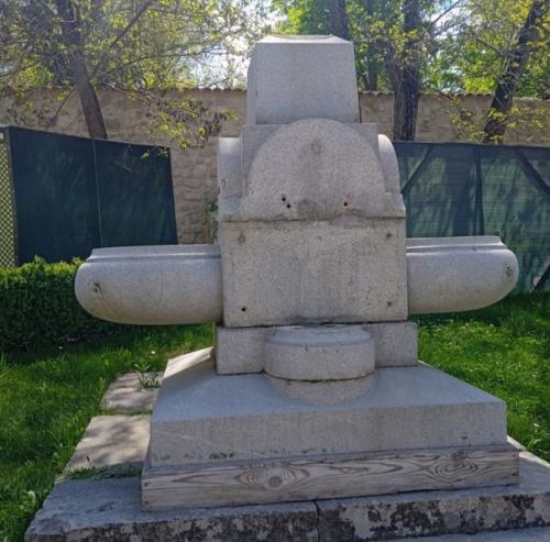 Ханский дворец в Бахчисарае - это исторический дворцовый комплекс в городе Бахчисарай, расположенном в Крыму. 02