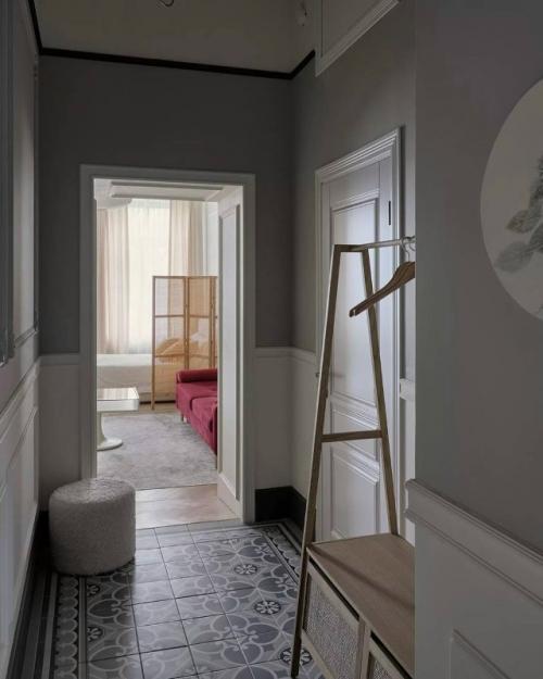 Атмосферный интерьер квартиры в самом центре Петербурга. 08