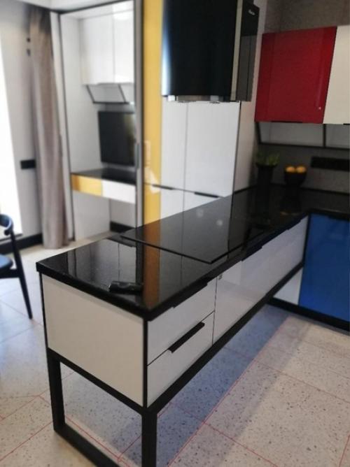 Стильный ремонт. На просторной кухне. 07