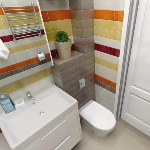 Яркий санузел в хрущевке.