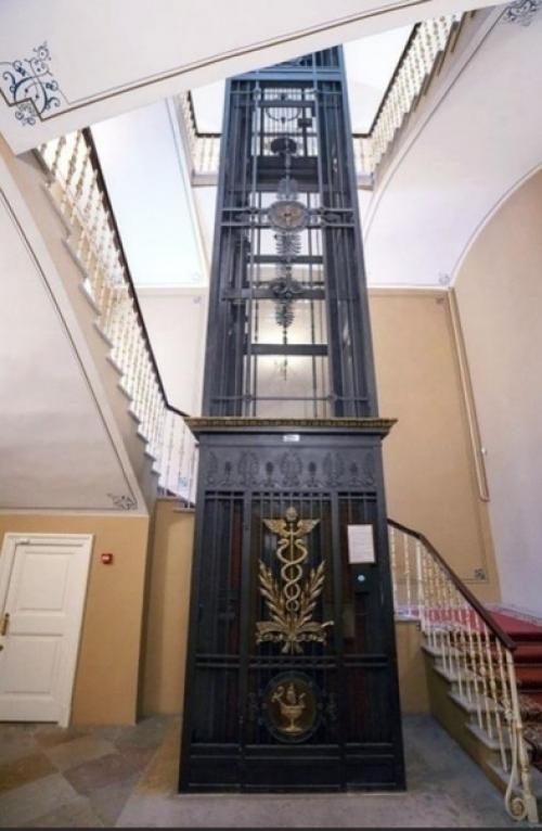 Дореволюционные лифты в Петербурге. 02