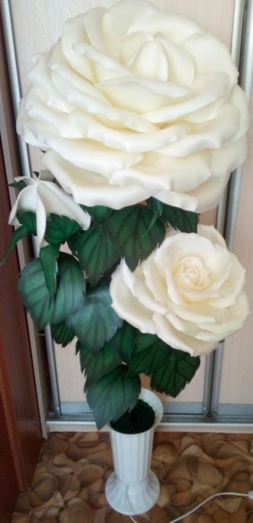 Интерьерная роза из изолона, высота 145 см, D бутона 52 см, украшение для интерьера. 01