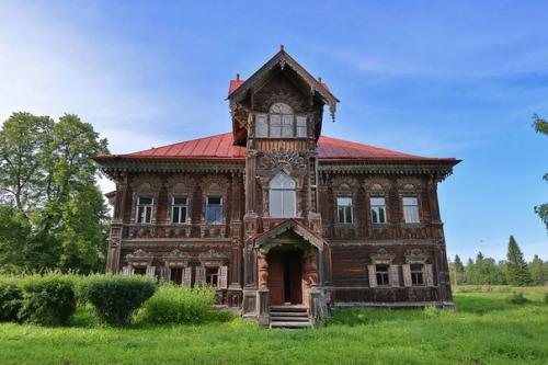 Чухломский 100-летний терем удивительной красоты. 03