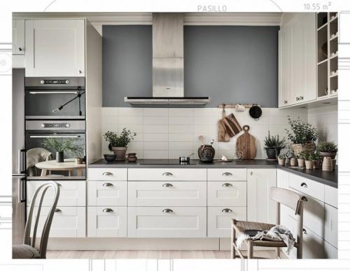 Светлая квартира в губернаторском доме с солнечным балконом в тихом дворике. 03