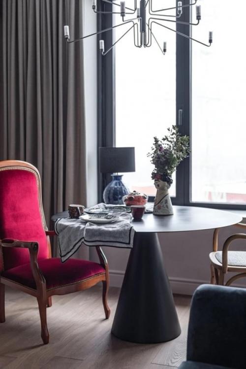 Реализованный интерьер квартиры, площадью 45 кв. 02