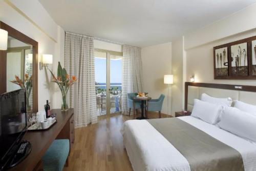 Самые доступные отели Кипра 5*? 07