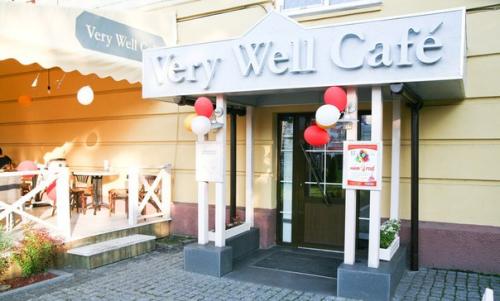 Very Well Cafe (очень хорошее кафе).
