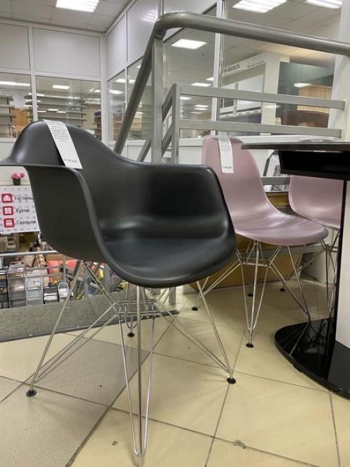 Дизайнерские стулья Eames. 08