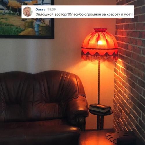 Элегантные и практичные торшеры со столиками Венге и абажурами из ткани производства Эркадо - это идеальное дополнение к вашему интерьеру. 07