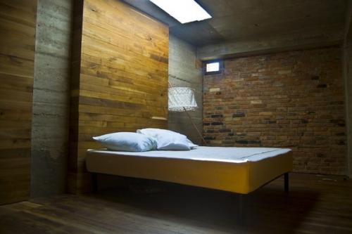 Дом на Когэлничану. Проект жилого дом на когэлничану реализовал в 2009 году архитектор калужак Максим. 09 Дом на Когэлничану. Проект жилого дом на когэлничану реализовал в 2009 году архитектор калужак Максим. 09