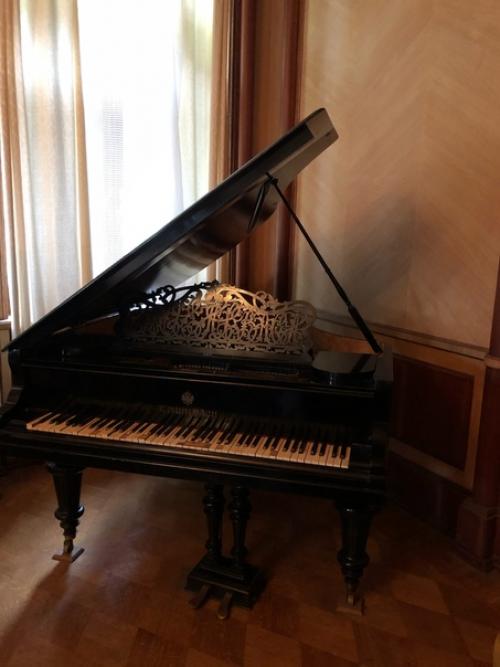 Товарищ Сталин, надо признать, был человеком со своими генеральскими тараканами (хорошо, что сейчас меня за эти слова не отправят в Магадан). 06