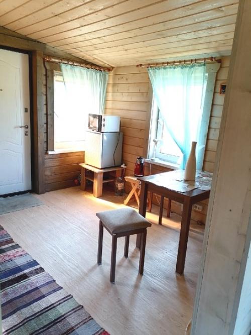 По просьбе подписчиков размещаю фотографии внутреннего интерьера моего крошечного домика. 08