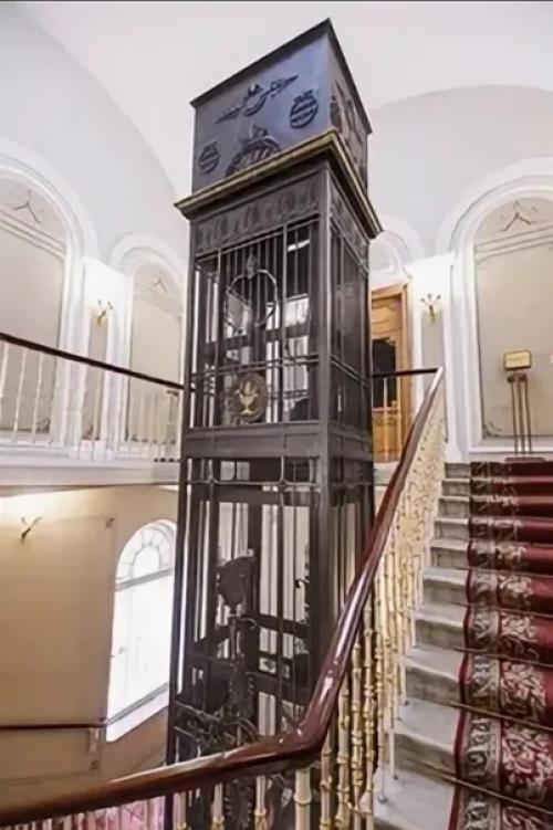 Дореволюционные лифты в Петербурге. 03