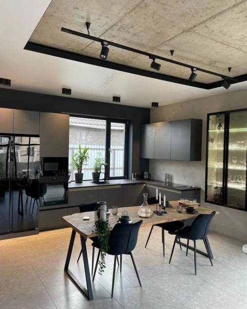 Кухня в загородном доме. 01