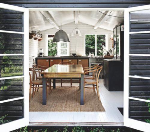 Маленький коттедж дачного типа с скандинавским интерьером. 02