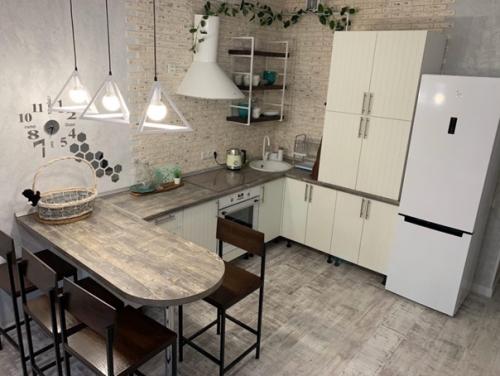 Просторная квартира. Современная. 02