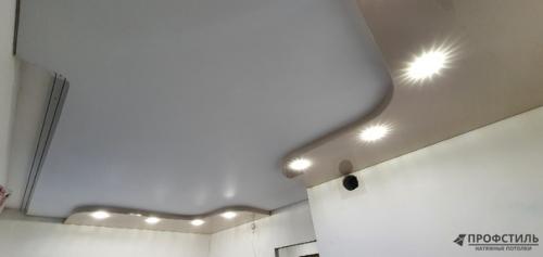 Бежевый цвет можно отнести к классическим оттенкам, его часто используют при оформлении интерьера квартиры. 02