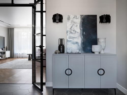 Владельцы этого дома - семья с новорожденным сыном. 01