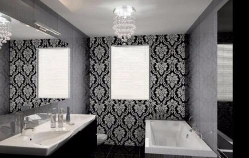 Эффектная серая плитка в ванной комнате. 03