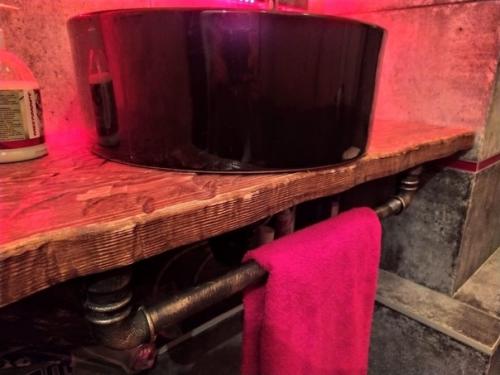 Как вам наша ванная? 02