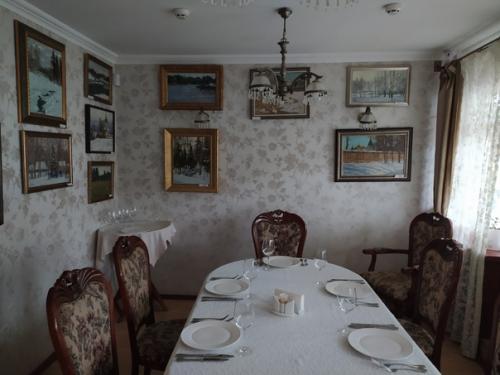 Не могу не оставить здесь фото интерьеров ресторана Старая Пристань. 05