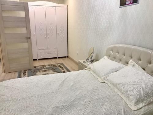 Купили дочке квартиру, вот, закончили ремонт. 06