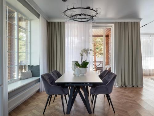 Владельцы этого дома - семья с новорожденным сыном. 03