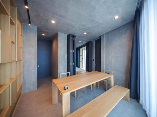 Резиденция площадью 260 квадратных метров используется в качестве дома для отдыха у пляжа в Таиланде. 05