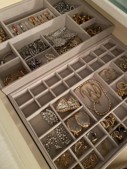 Мы выбираем органайзеры, кофры, баночки и коробочки. 02