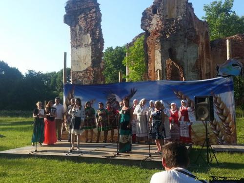 25 июня 2016 г. в Верхнедвинском районе витебской области республики Беларусь прошел первый фестиваль Освейские Росы. 08