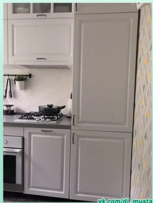 Небольшая кухня. Функциональная и уютная. 01