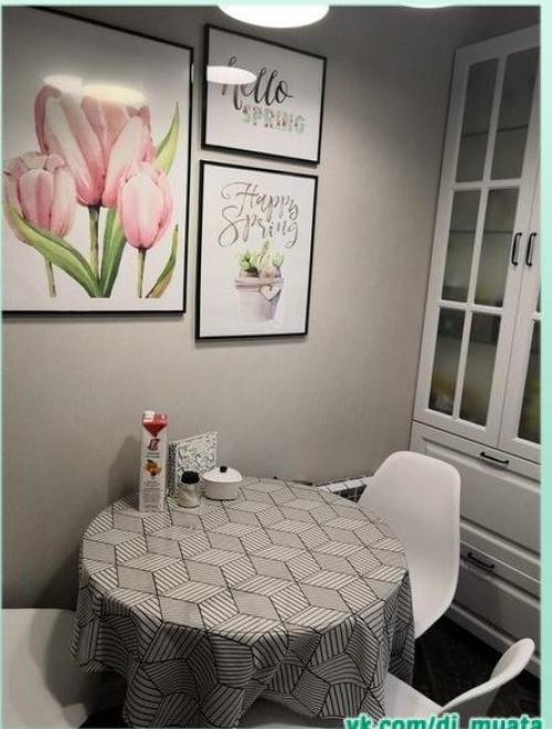 Небольшая кухня. Функциональная и уютная. 02