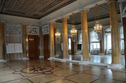 Музеи россии.  Строгановский дворец спб. 04