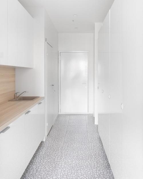 Аскетичный интерьер квартиры - студии 33 кв. 07