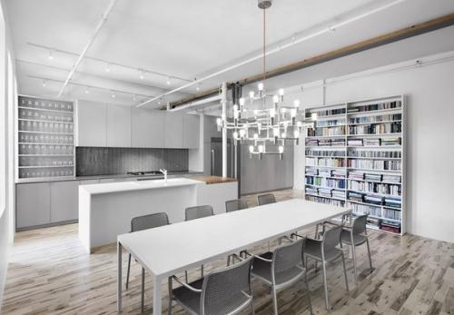 Апартаменты в индустриальном здании 1920- ых годов. 03